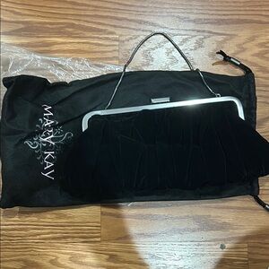 Mary Kay Black Velvet Wristlet with Vintage Kiss-Lock Closure